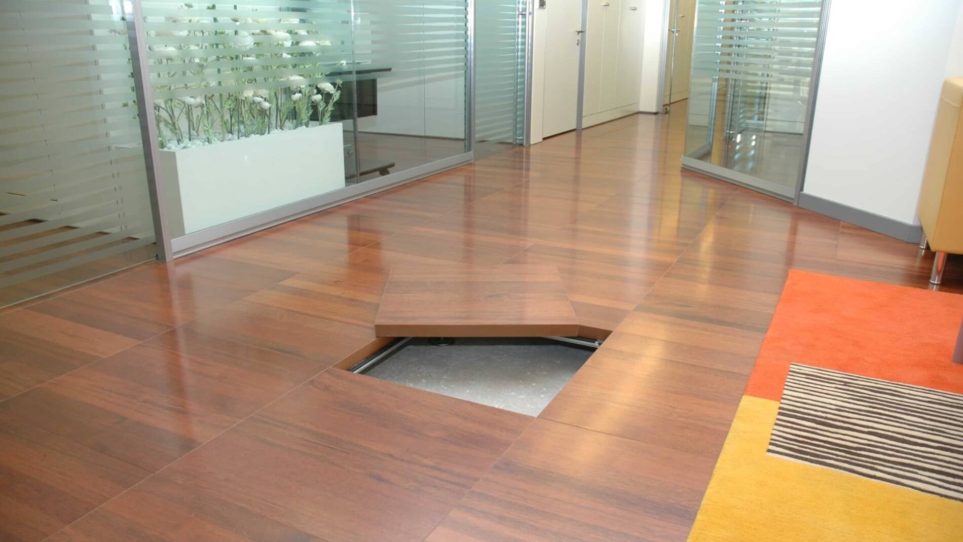 Raised Access Floor in building with open tile